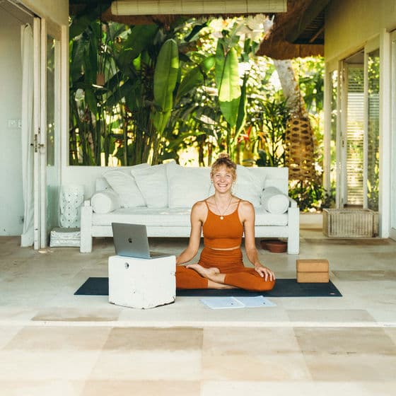 Book a 1-on-1 call with an Akasha lead teacher